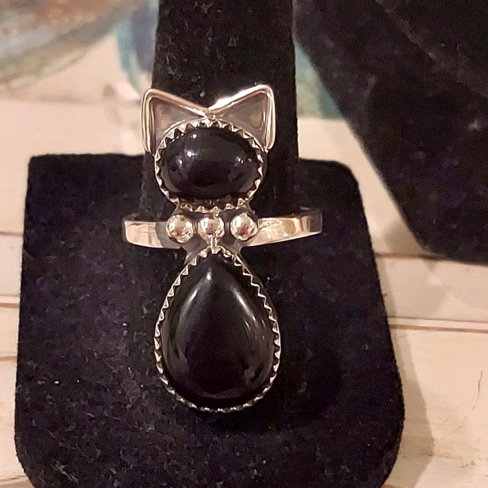 Sterling Silver Adjustable Cat Ring in Black Onyx 6-9